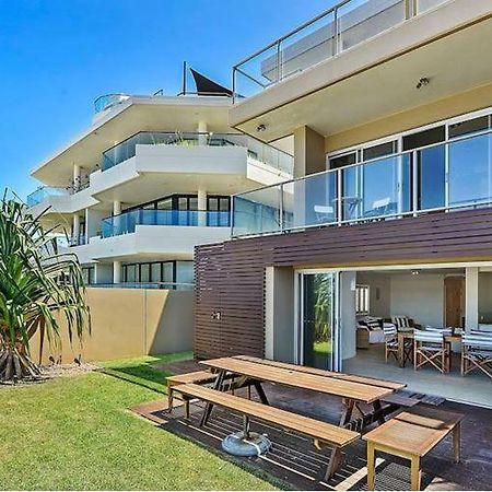 Beachfront Beauty! Gold Coast Luaran gambar